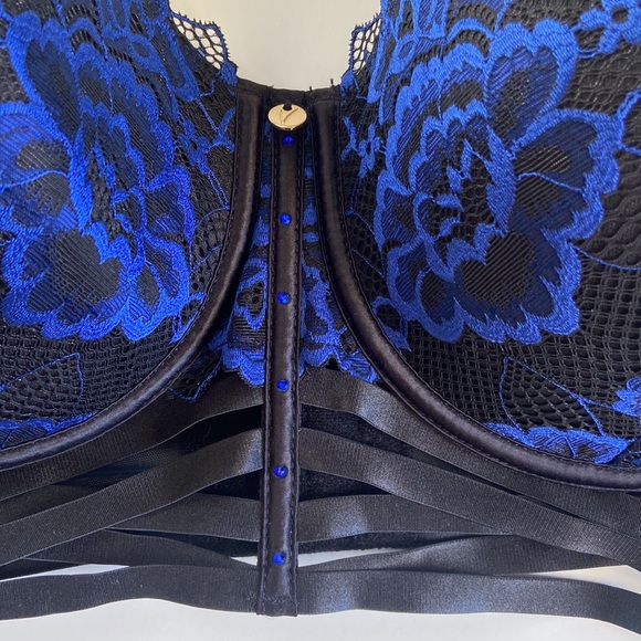 Bras N things Vamp bra - Picture 3 of 6